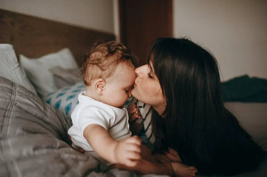 How to Survive Night Feeds: What to Expect and How to Cope in the Early Months - Hegen Australia