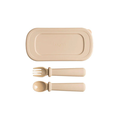 Hegen Mealtime Starter Kit with Foldable Placemat Taupe